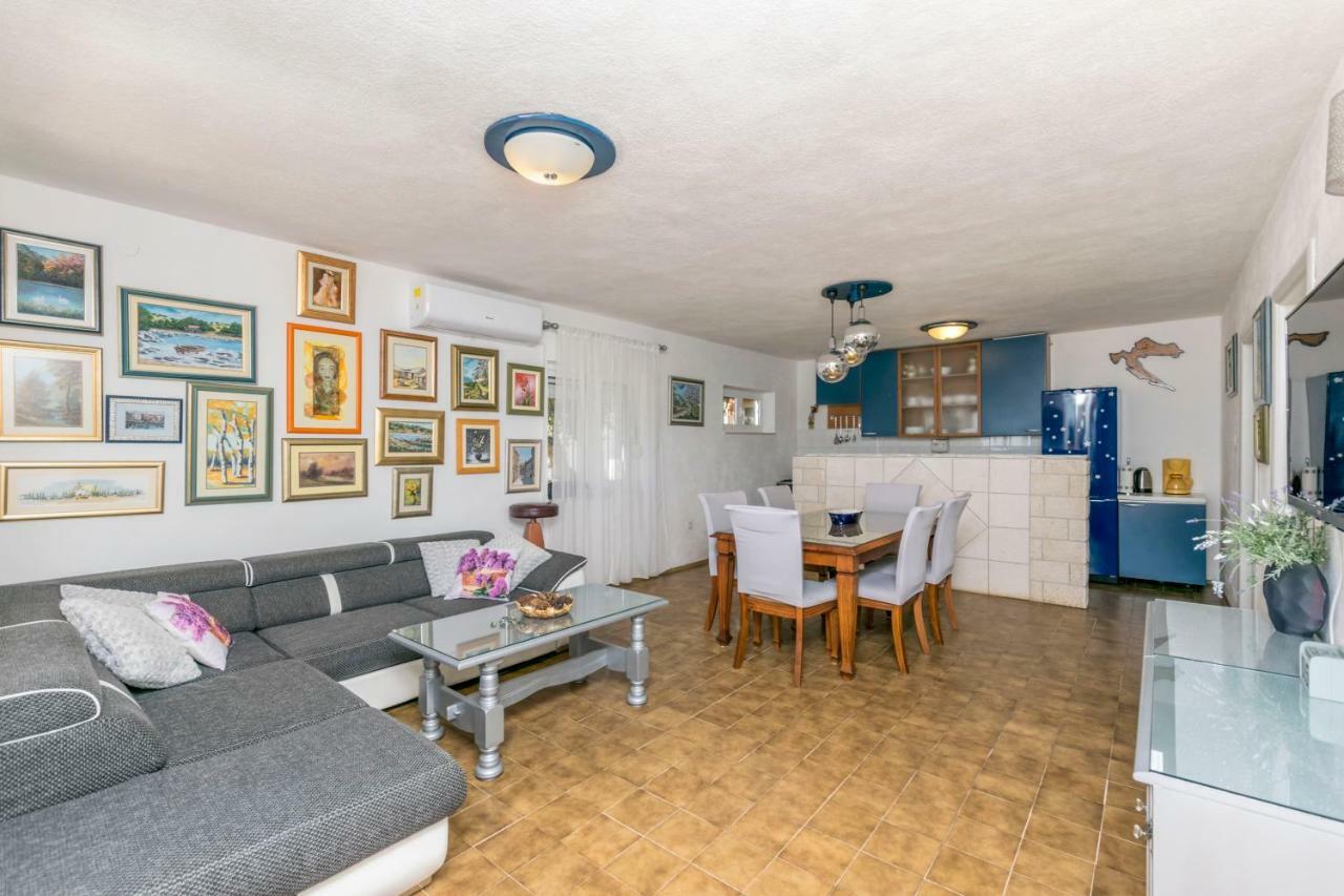 Apartments Babaja Trogir Exterior photo