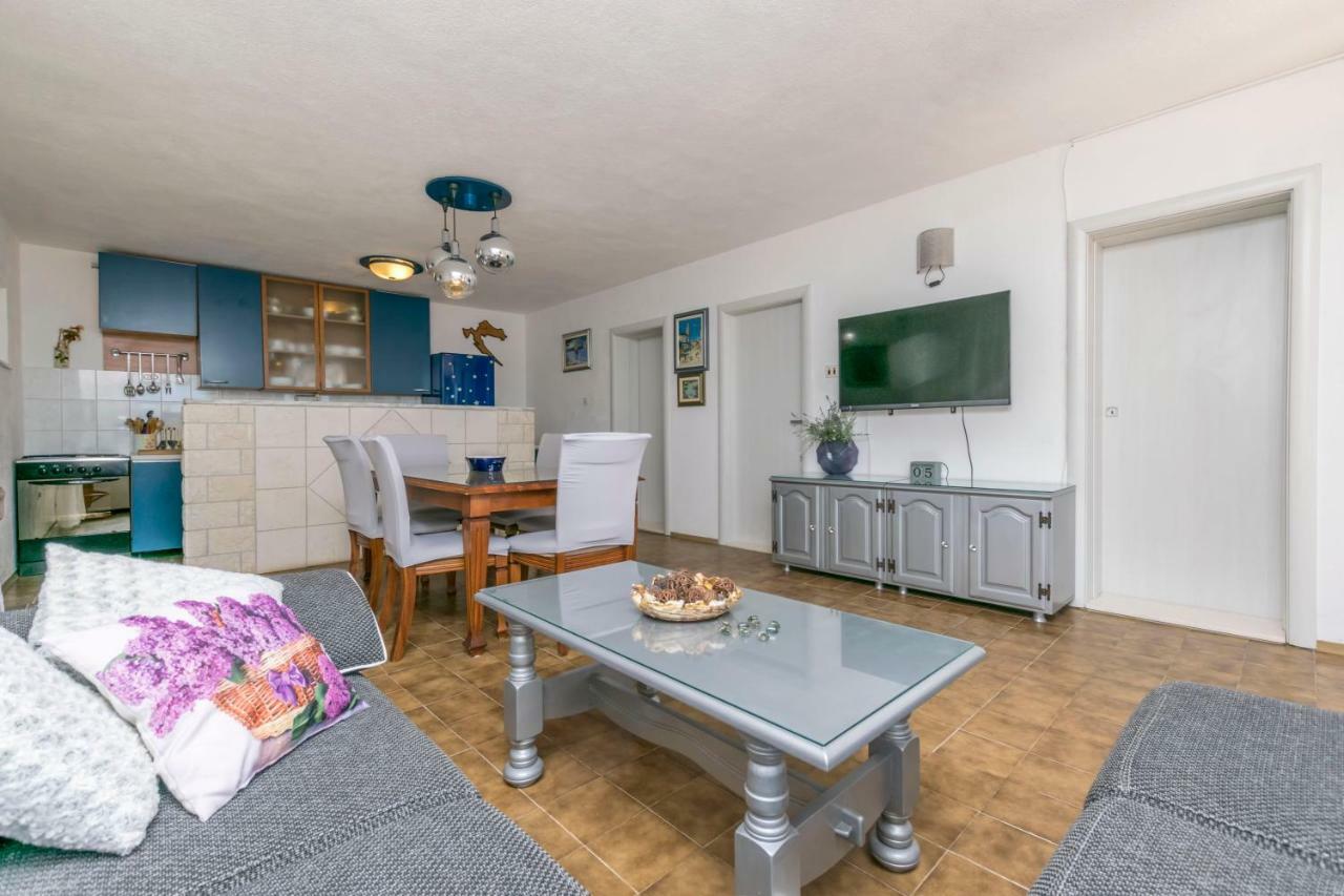 Apartments Babaja Trogir Exterior photo