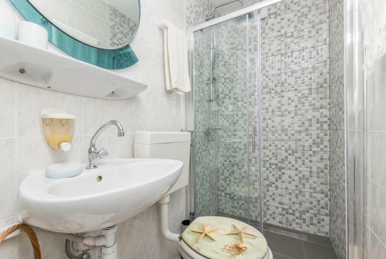 Apartments Babaja Trogir Exterior photo