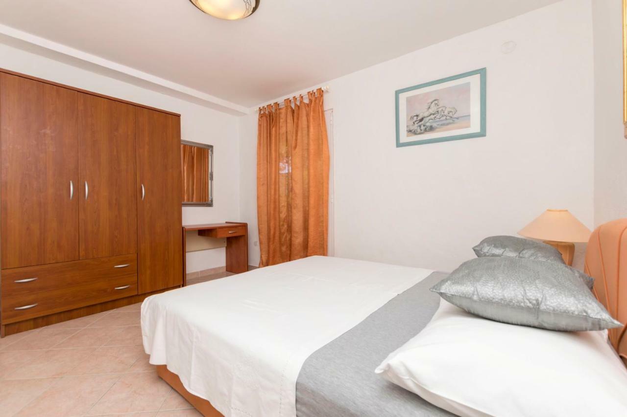 Apartments Babaja Trogir Exterior photo