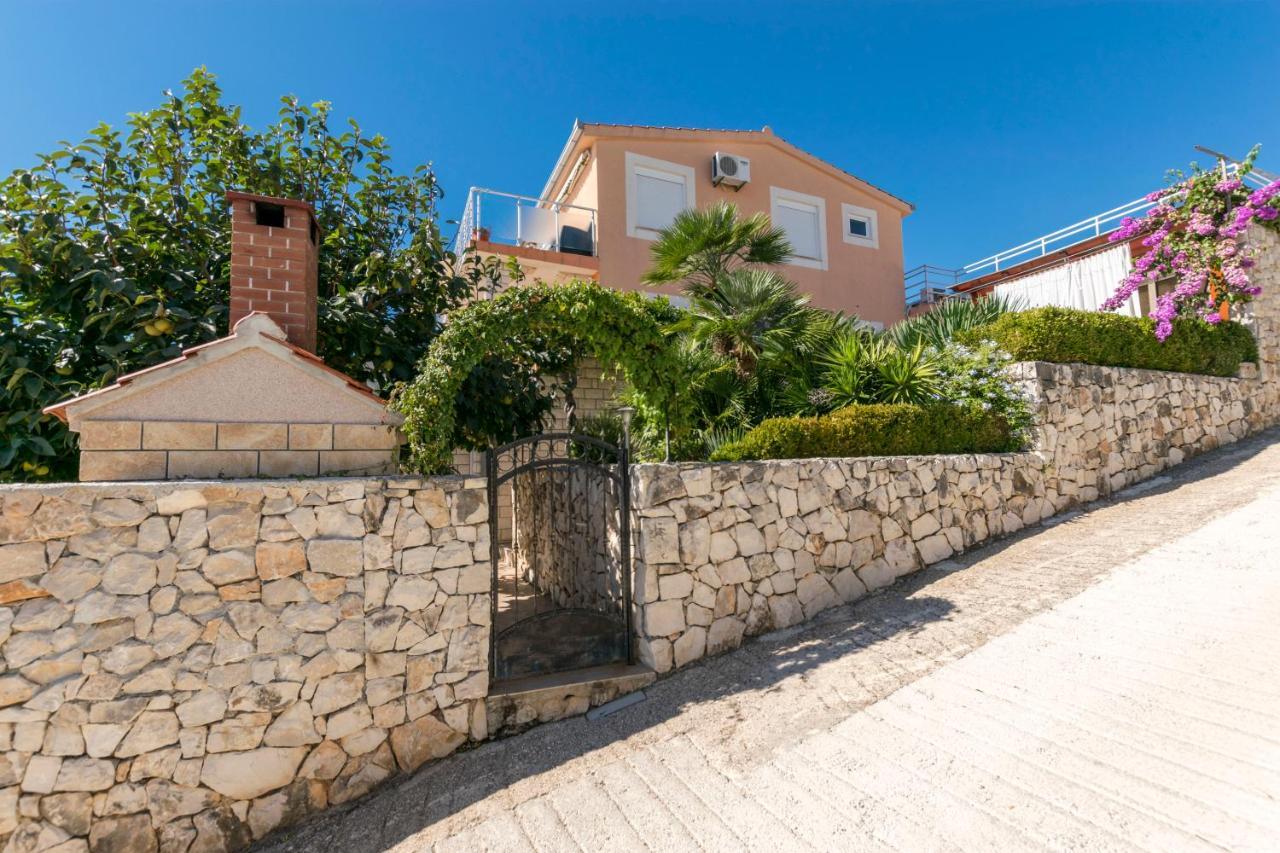 Apartments Babaja Trogir Exterior photo
